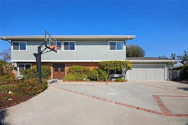 23391 Sandalwood Street, West Hills, CA 91307 | RubyHome Photo 1