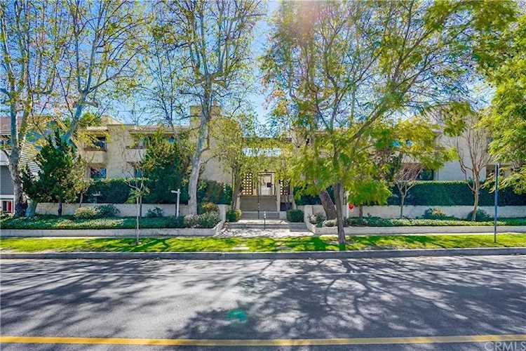 12358 Moorpark Street #6, Studio City, CA 91604 | RubyHome Photo 1