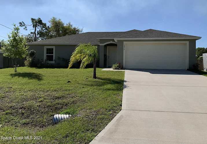 1826 NW Delaware Street Palm Bay, FL 32907