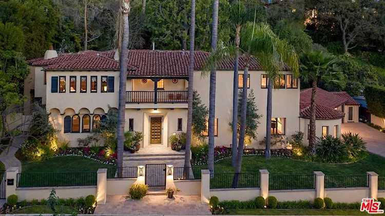1130 Tower Road Beverly Hills, CA 90210