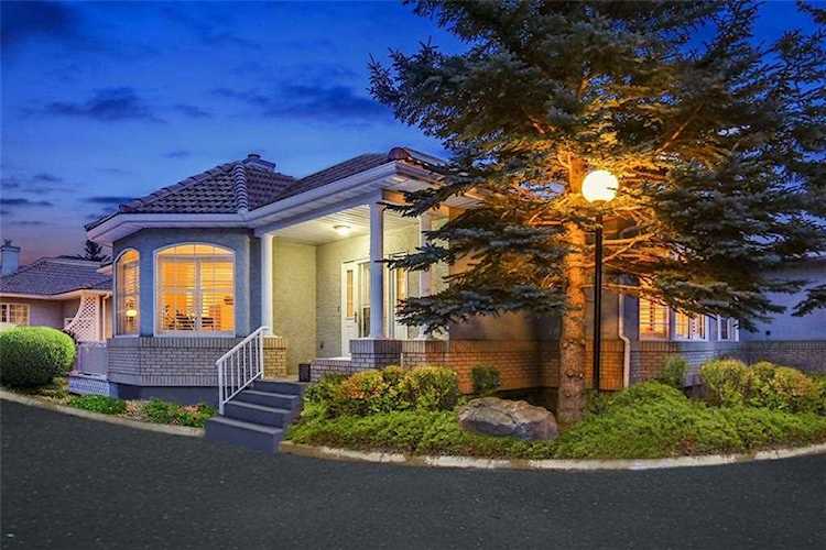 55 Christie Park Terrace SW Calgary, AB T3H 3B4