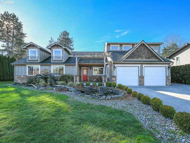 7508 NE Meadows Dr Vancouver, WA 98662