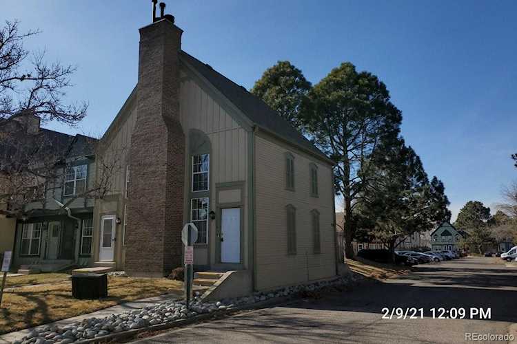 1731 S Blackhawk Way #A Aurora, CO 80012