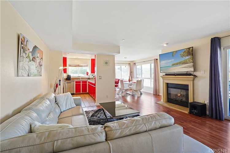 5764 San Vicente Boulevard #301 Los Angeles, CA 90019