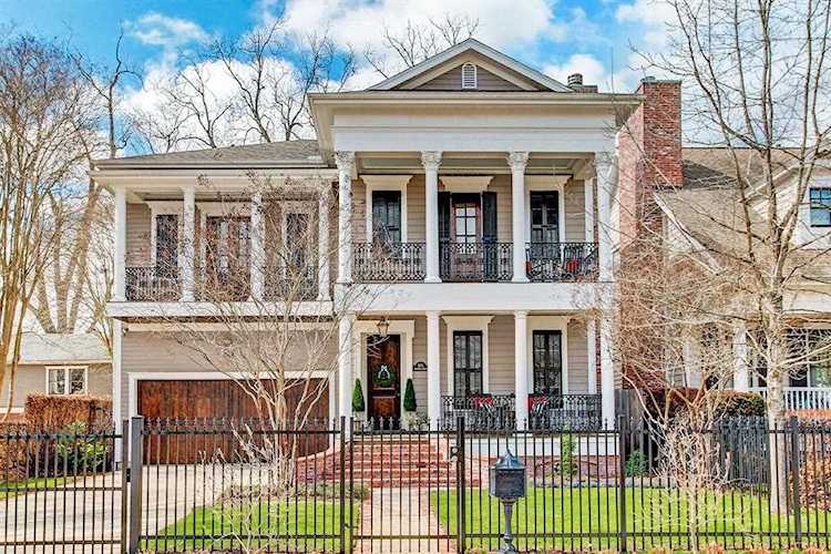 2031 Arlington St Houston, TX 77008