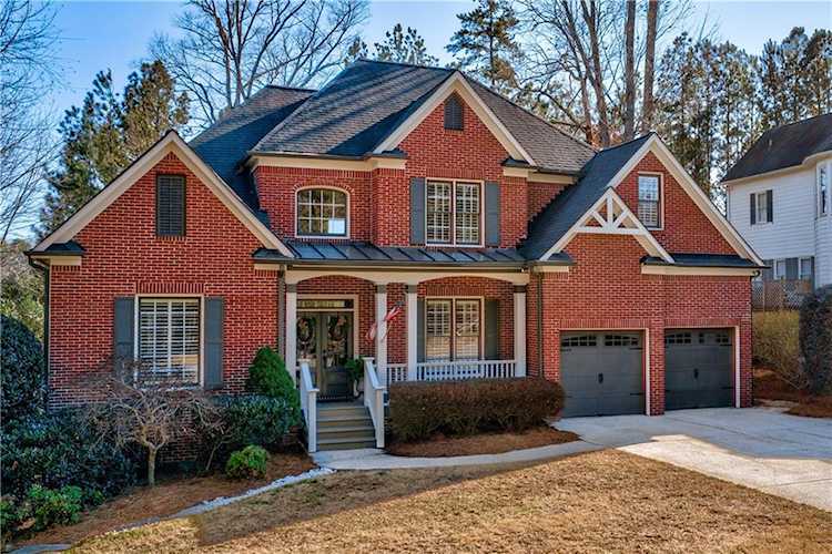 4085 Rockingham Dr, Roswell, GA 30075 - Premier Atlanta Real Estate Photo 1