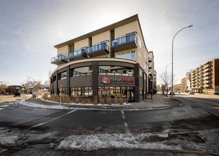 476 14 St NW #402 Calgary, AB T2N 1Z7