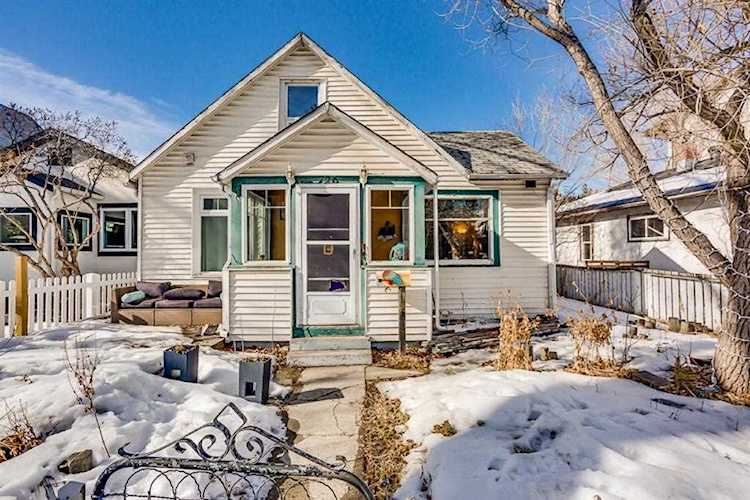 726 1 Ave NW Calgary, AB t2n 0a1
