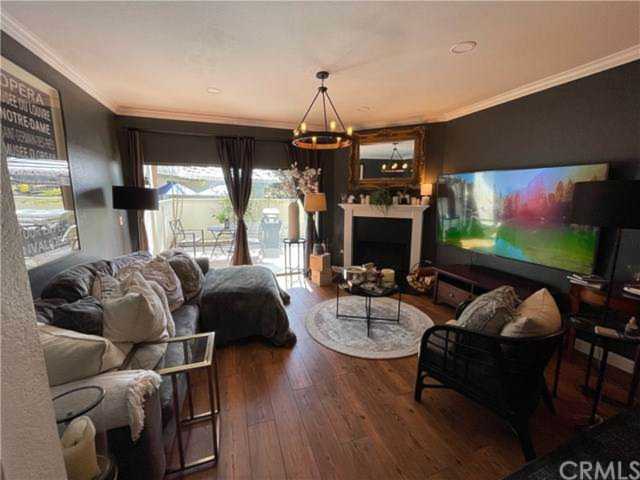 648 Sycamore Avenue Claremont, CA 91711
