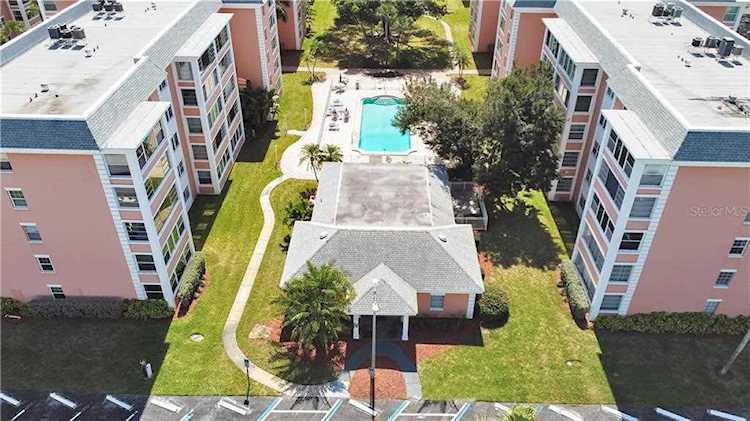 6800 20th Ave N #304 St Petersburg, FL 33710
