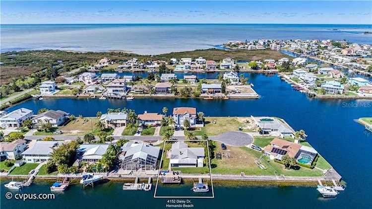 4152 Daisy Dr Hernando Beach, FL 34607