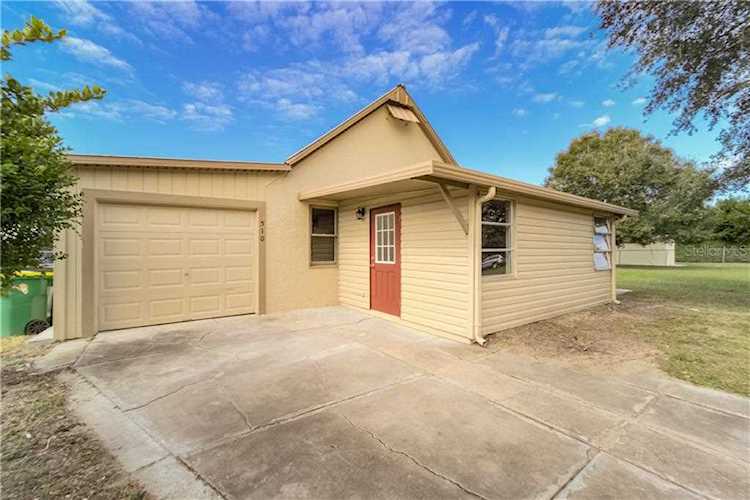 510 7th St S Dundee, FL 33838
