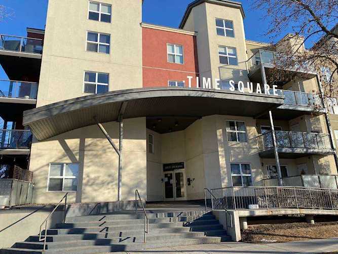 # 204 10118 106 Avenue Edmonton, AB T5H 0B8