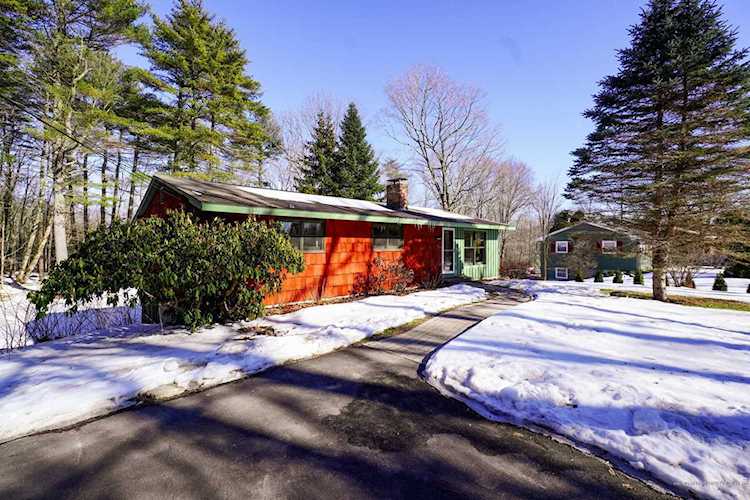 469 Duck Pond Rd Westbrook, ME 04092 | MLS 1483414 Photo 1