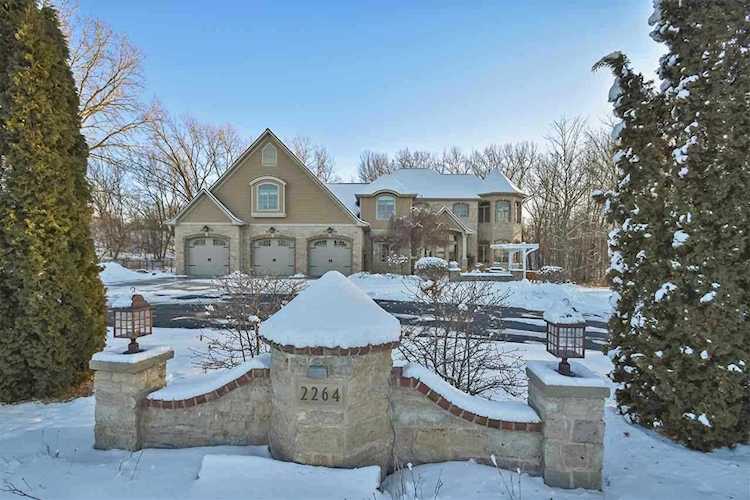2264 Fox Den Ct De Pere, WI 54115