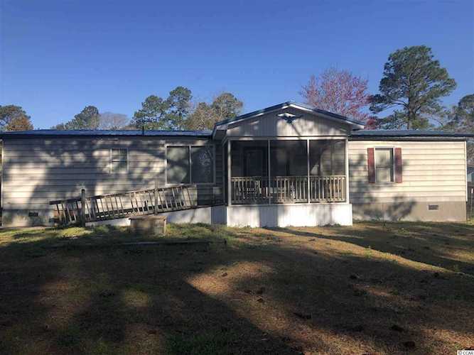 2430 Greenleaf Dr. Conway, SC 29526