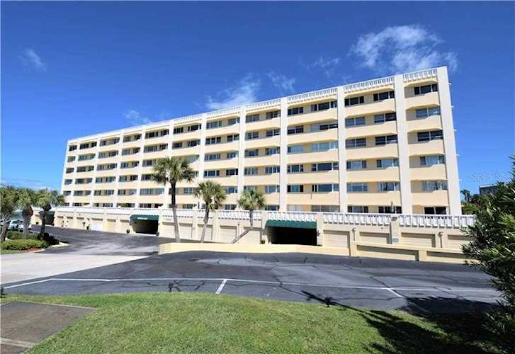 100 Bluff View Dr #509C Belleair Bluffs, FL 33770