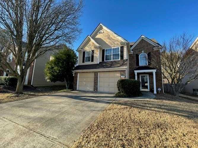 4045 Crabapple Lake Ct, Roswell, GA 30076 - Premier Atlanta Real Estate Photo 1