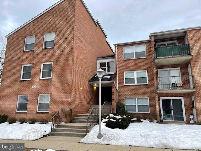 100 Chapel Ct #324 Walkersville, MD 21793 | MLS ® MDFR277638 Photo 1