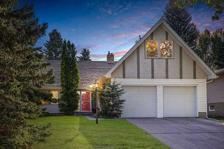 2024 Urbana Rd NW Calgary, AB T2N 4B8