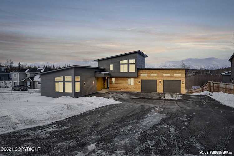 9475 E Spring Creek Circle Palmer, AK 99645