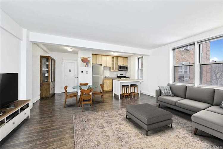 5645 Netherland Avenue #3G Bronx, NY 10471