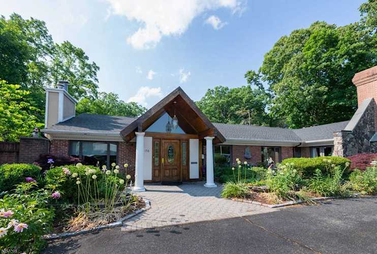 150 Madison Ave Morristown Town, NJ 07960