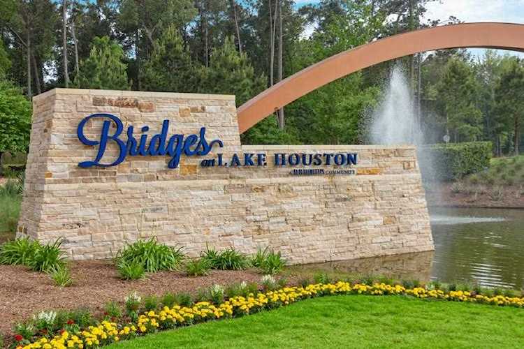 8722 San Juanico Houston, TX 77044