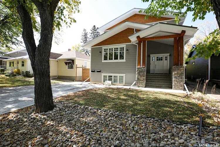 3130 Cameron St Regina, SK S4S 1W7