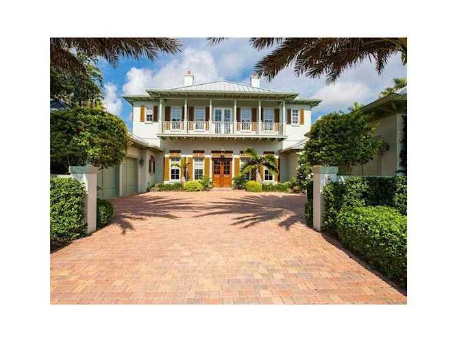 526 Feather Palm Dr Vero Beach, FL 32963