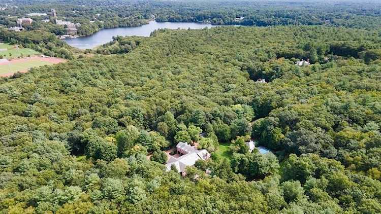 200 Pond Road Wellesley, MA 02482