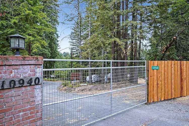 10940 Occidental Road Sebastopol, CA 95472