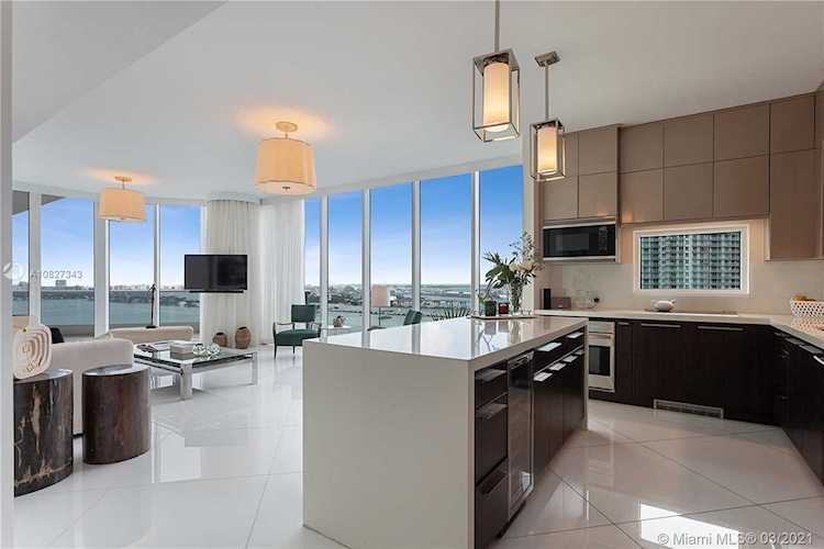 2020 N Bayshore Dr #2502 Miami, FL 33137