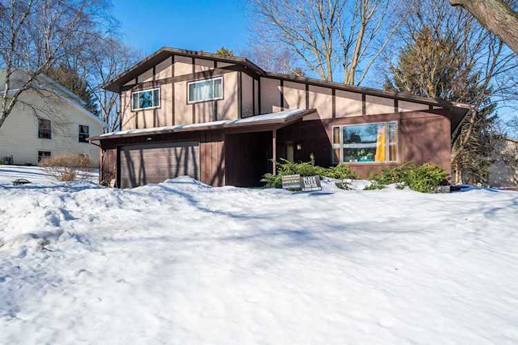 514 Isle Royal Dr Madison, WI 53705 | MLS 1903427 Photo 1