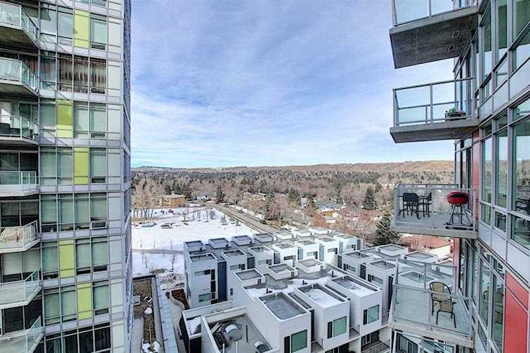 10 Brentwood Common #811 Calgary, AB T2L 2L6
