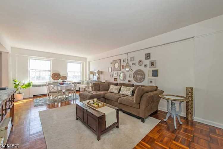 10 Crestmont Rd 2L Montclair Twp., NJ 07042