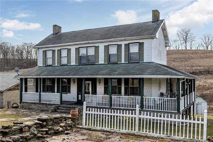 71 Patterson Rd Eighty Four, PA 15330