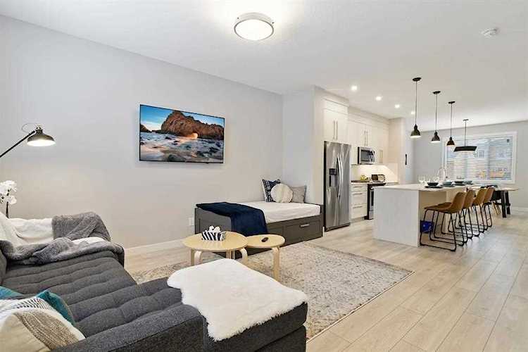 84 Red Embers Place NE Calgary, AB T3N 1K6