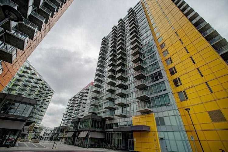 3820 Brentwood Rd NW #901 Calgary, AB T2L 2L5