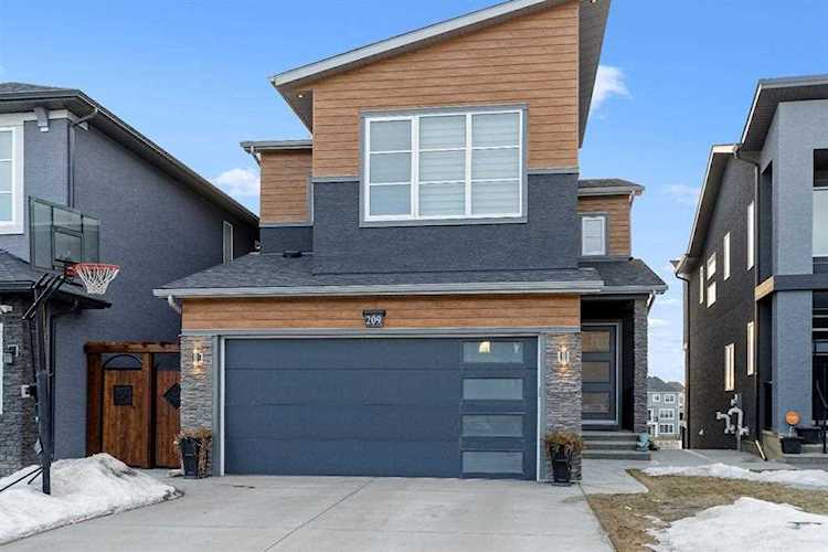 209 Carringvue Manor NW Calgary, AB t3p 0b1