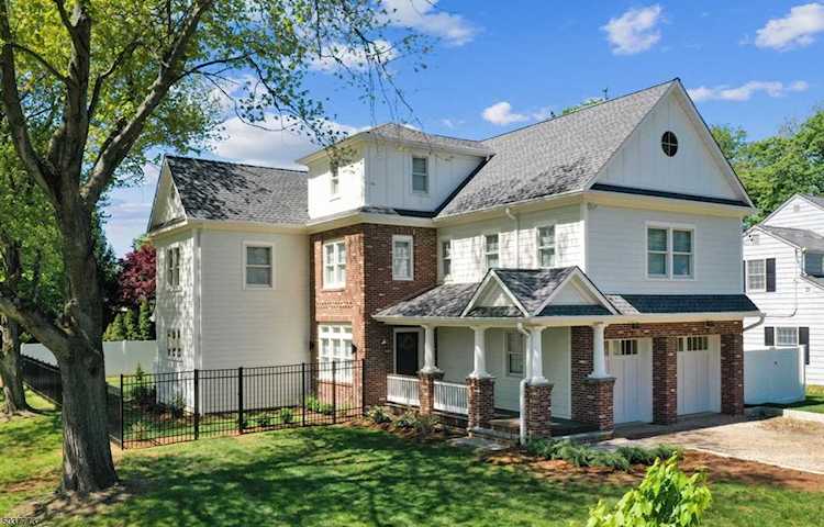 206 Dickson Dr Westfield Town, NJ 07090