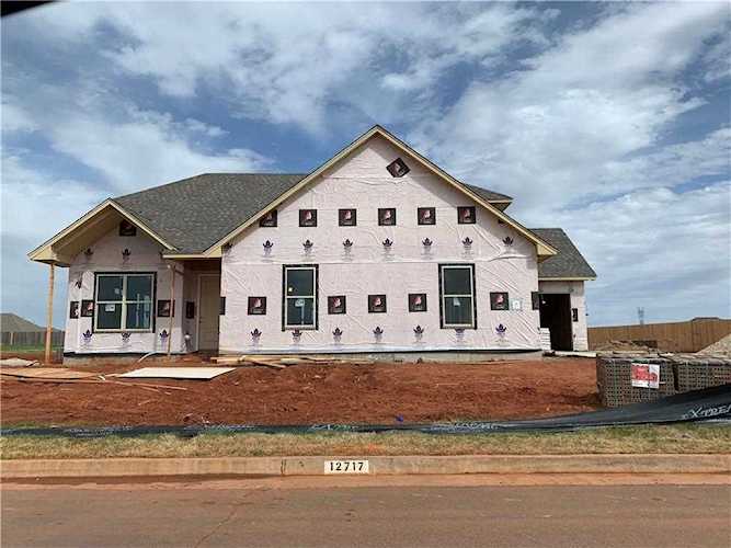 12717 SW 26th St Yukon, OK 73099