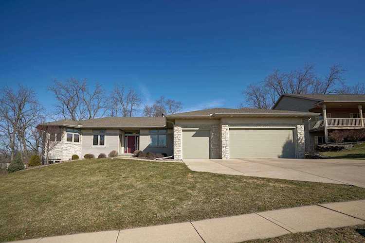 140 Valley View Rd Mount Horeb, WI 53572