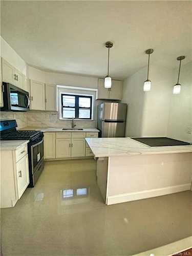 281 W 234 Bronx, NY 10463