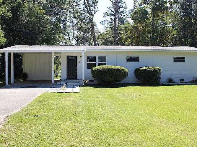 155 Woodlawn Drive Crestview, FL 32536