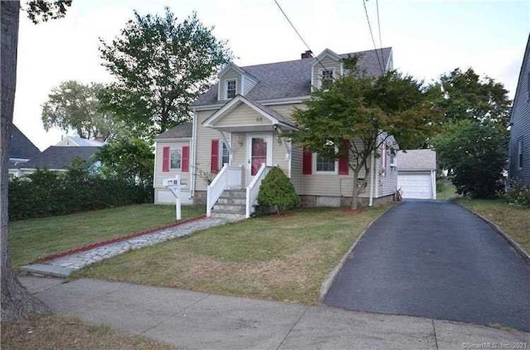 68 Wade Terrace Bridgeport, CT 06604 | MLS 170347387 Photo 1