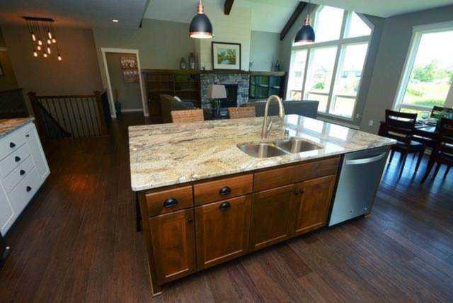 6299 Red Fox Road Lino Lakes, MN 55014
