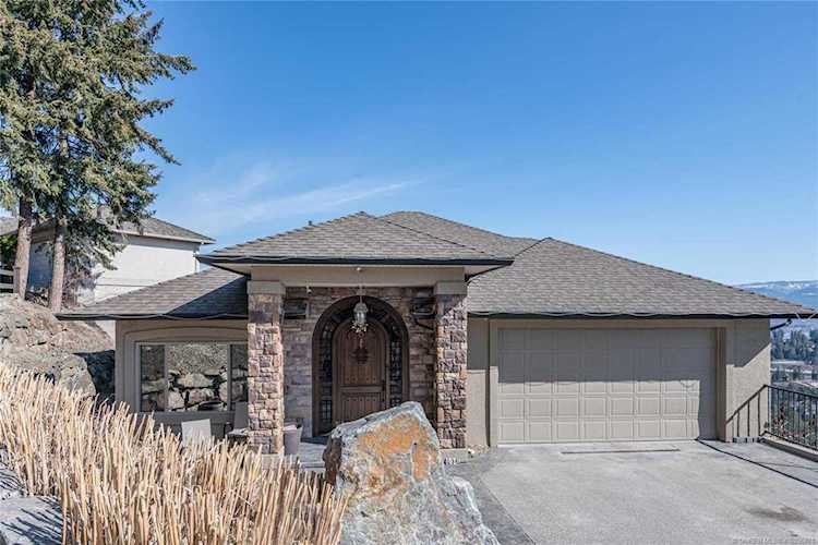 1020 Aurora Heights West Kelowna, BC V1Z3N5