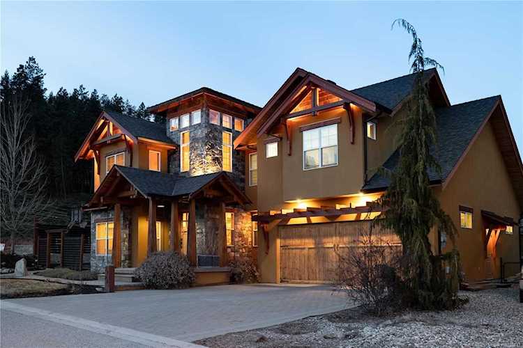 1790 Begbie Road Kelowna, BC V1V2X4