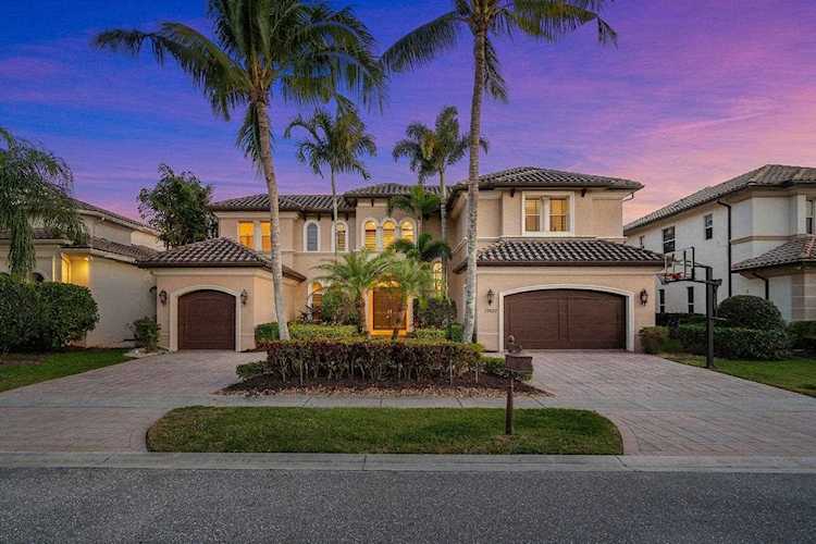 17621 Circle Pond Court Boca Raton, FL 33496